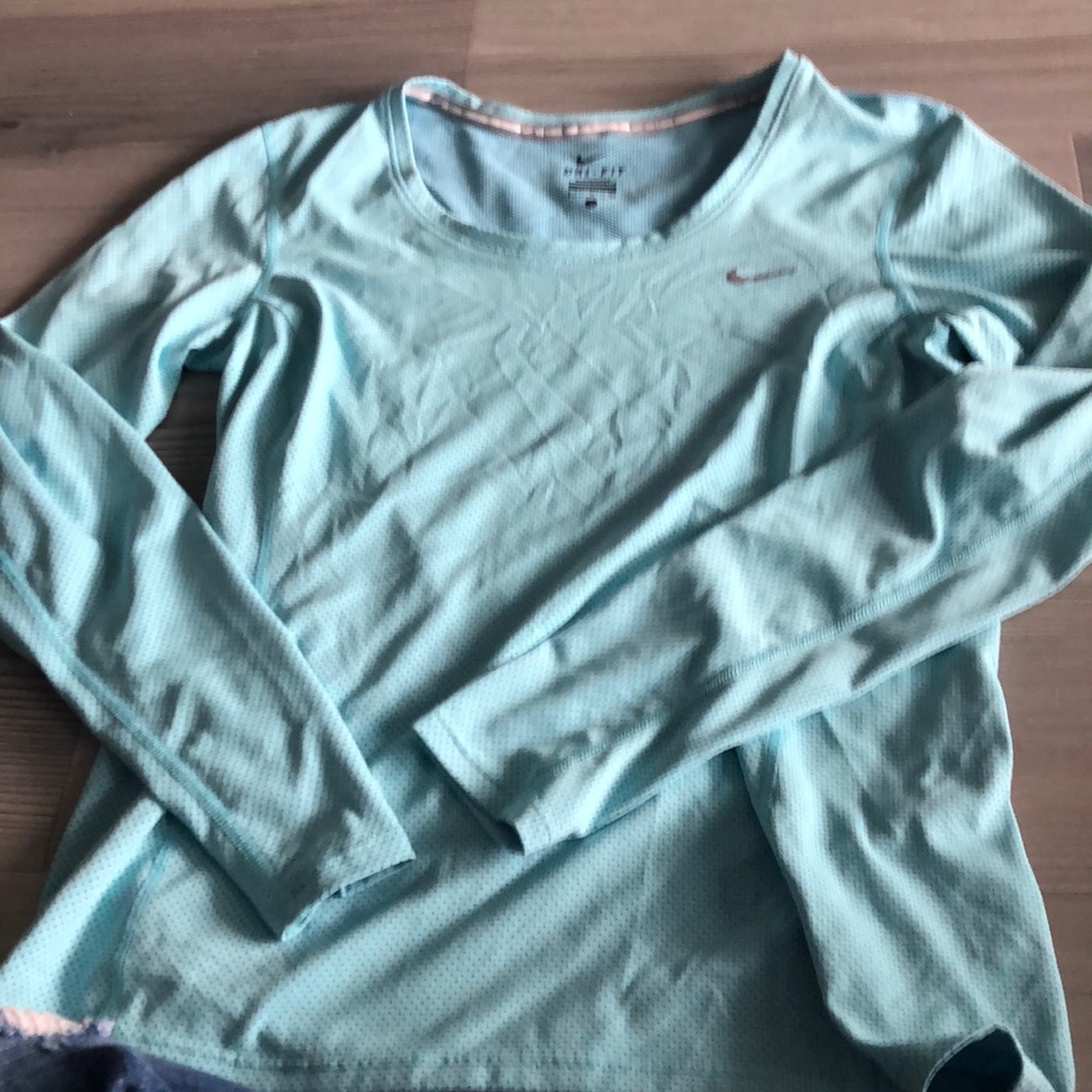Aqua dry fit Nike top.